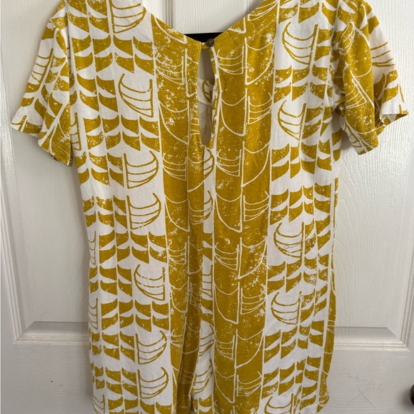Kealopiko Yellow and White Short Sleeve romper with pockets. - Picture 3 of 6